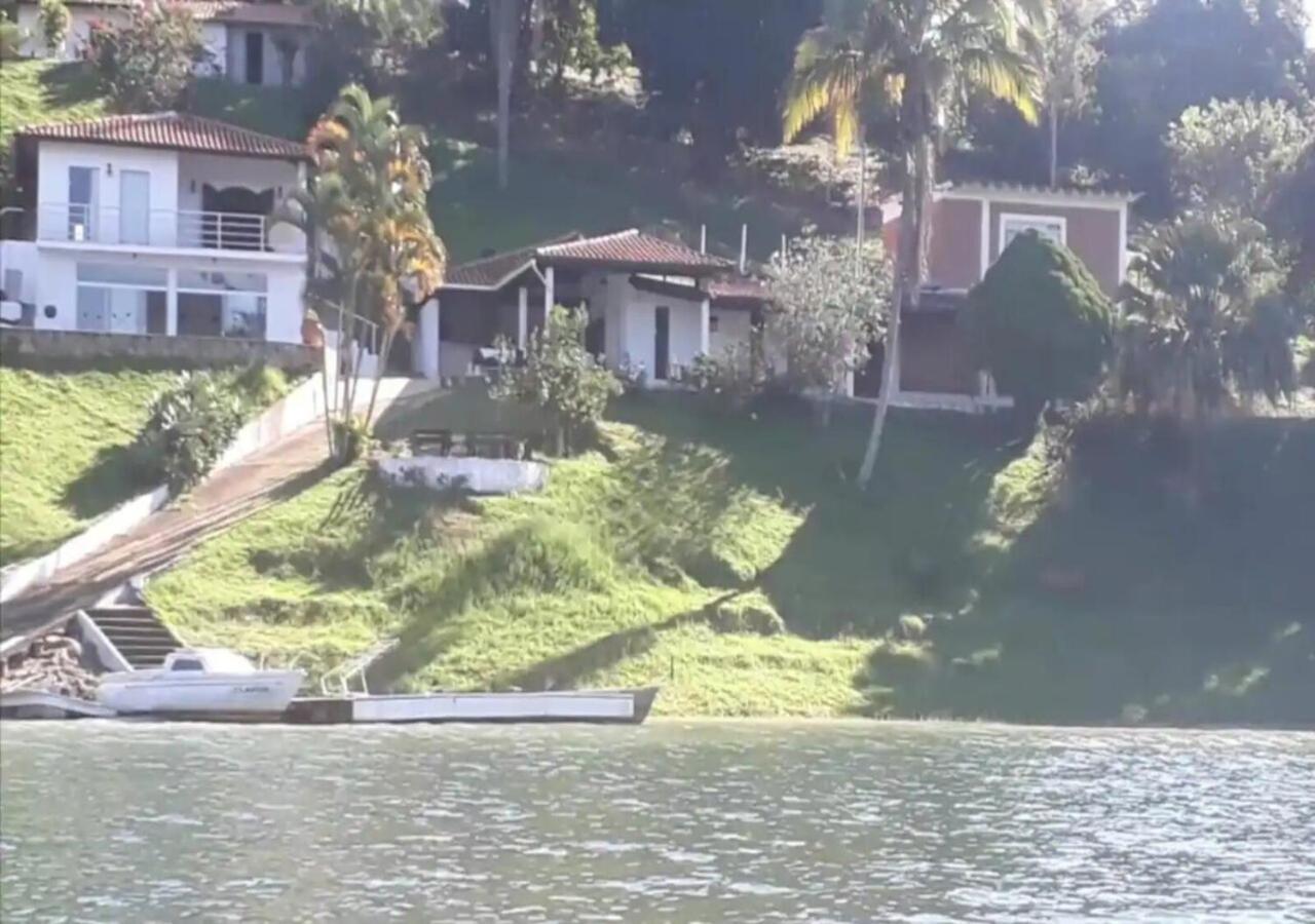 Villa Maravilhoso Sitio Na Beira Da Represa Igaratá Exterior foto