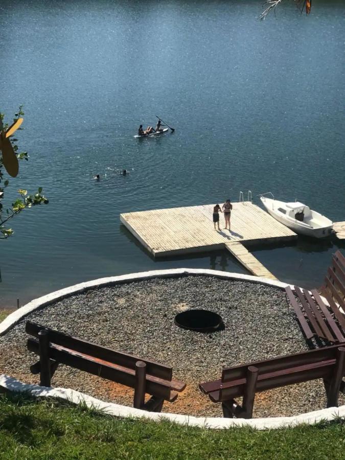 Villa Maravilhoso Sitio Na Beira Da Represa Igaratá Exterior foto